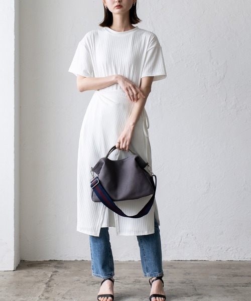 VitaFelice（ヴィータフェリーチェ）の「本革ハンドル2WAYトートバッグ（ナイロン/キャンバス）ストライプショルダー付き（トートバッグ・レディース・ベージュ/グレー/ネイビー/キャメル/ブラック/チャコール/ベージュ系/グレー系/ブラック系・FREE）」の12枚目の写真