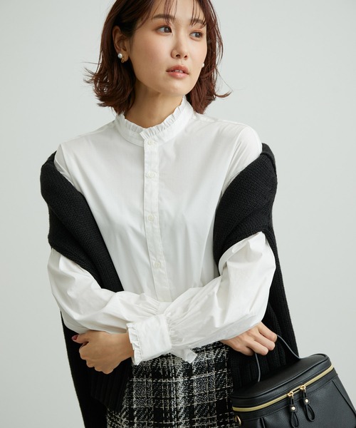 ROPE' PICNIC（ロペピクニック）の「フリルバンドカラーシャツ（シャツ/ブラウス・レディース・ホワイト/ブラック/サックスブルー/ラベンダー・38）」の2枚目の写真