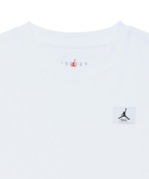 JORDAN BRAND(ジョーダンブランド)の「NIKE WMNS JORDAN ESSENTIAL BOXY S/S TEE 2 DO5039-101(Tシャツ/カットソー・レディース・ホワイト・SMALL/MEDIUM/LARGE)」の3枚目の写真