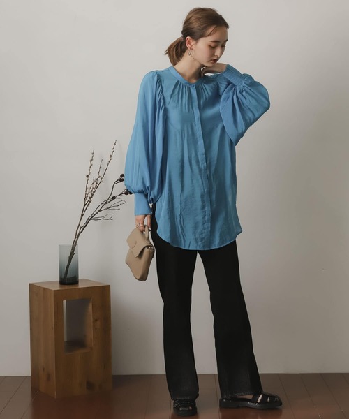 SENSE OF PLACE by URBAN RESEARCH（センスオブプレイスバイアーバンリサーチ）の「バンドカラーボリュームスリーブブラウス（シャツ/ブラウス・レディース・ブルー/ホワイト系その他/グリーン・ONE）」の11枚目の写真