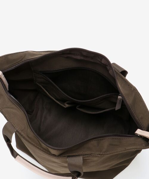 le.coeur blanc（ルクールブラン）の「ナイロンユーティリティトート（トートバッグ・レディース・ブラック/ブラウン・FREE）」の6枚目の写真