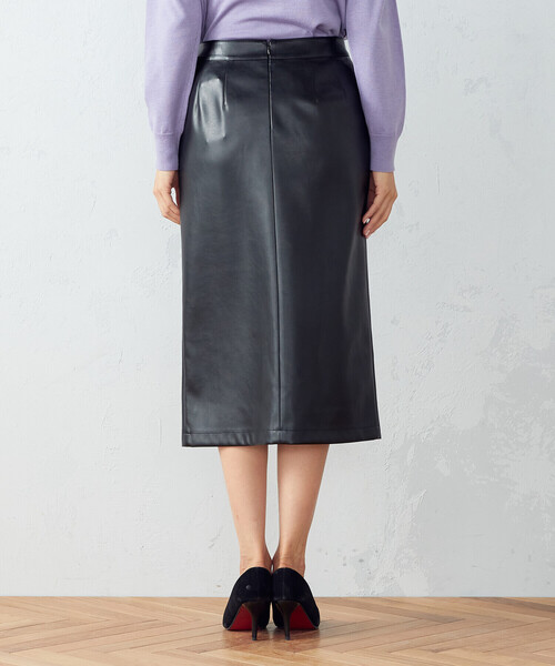 COMME CA ISM（コムサイズム）の「フェイクレザー ロングスカート