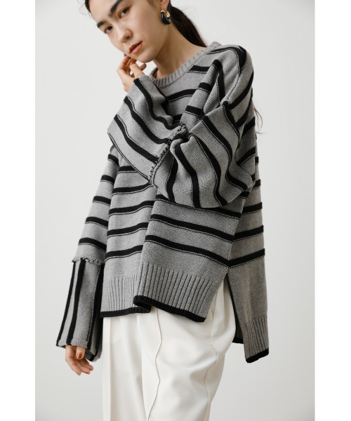 crie conforto(クリーコンフォルト)の「ボーダー切り替えニット(ニット/セーター・レディース・ホワイト/ネイビー/グレー・FREE)」の2枚目の写真
