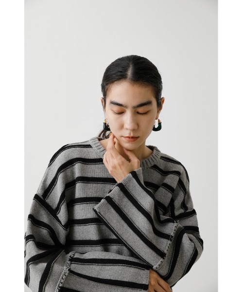 crie conforto(クリーコンフォルト)の「ボーダー切り替えニット(ニット/セーター・レディース・ホワイト/ネイビー/グレー・FREE)」の7枚目の写真