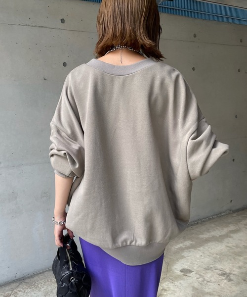 DouDou（ドゥドゥ）の「2WAY CHICAGO ロゴスウェット（スウェット・レディース・チャコールグレー/グレイッシュベージュ/オフホワイト/ベージュ・FREE）」の22枚目の写真