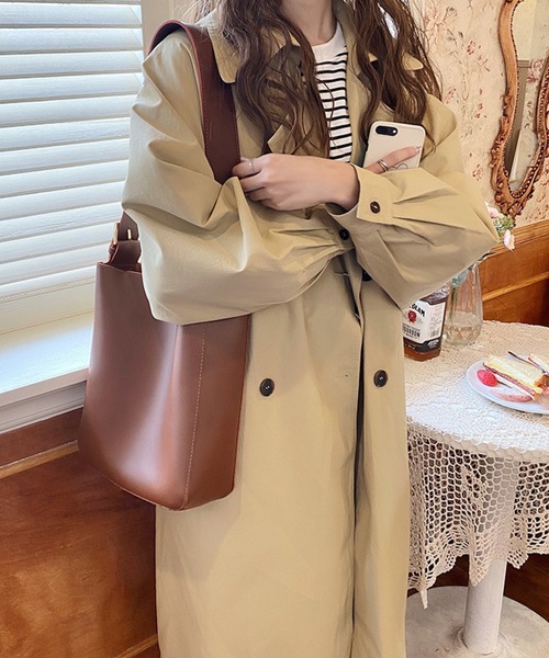 meJane（ミージェーン）の「レザーライクワイドベルトショルダーバッグ（ショルダーバッグ・レディース・ブラック/テラコッタ・FREE）」の4枚目の写真