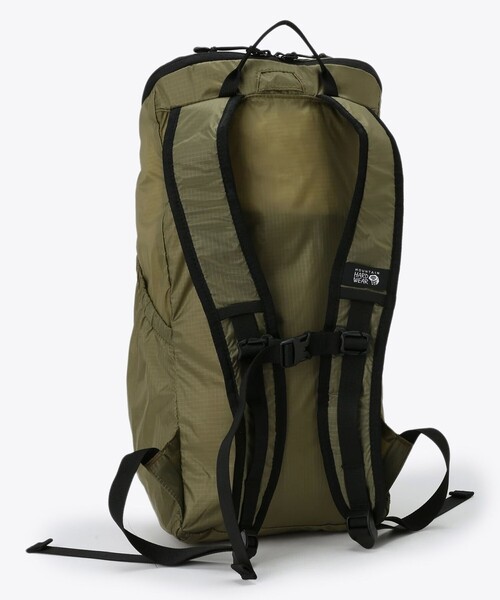 MOUNTAIN HARDWEAR（マウンテンハードウェアー）の「【Mountain Hardwear】ウルトラライトウェイト 15（バックパック/リュック・メンズ・ベージュ・REGULAR）」の4枚目の写真