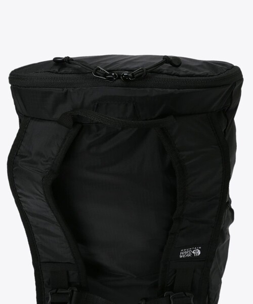 MOUNTAIN HARDWEAR（マウンテンハードウェアー）の「【Mountain Hardwear】ウルトラライトウェイト 15（バックパック/リュック・メンズ・ベージュ・REGULAR）」の14枚目の写真