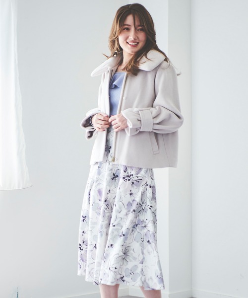 31 Sons de mode（トランテアン　ソン　ドゥ　モード）の「ビジュー付きボリューム襟ショートコート（その他アウター・レディース・ブラック/グレー系その他・38/36）」の11枚目の写真