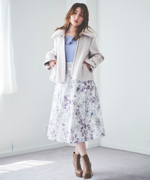 31 Sons de mode（トランテアン　ソン　ドゥ　モード）の「ビジュー付きボリューム襟ショートコート（その他アウター・レディース・ブラック/グレー系その他・38/36）」の14枚目の写真