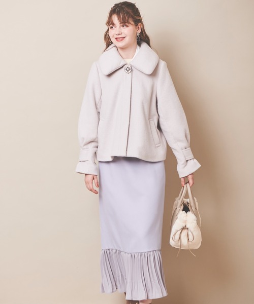 31 Sons de mode（トランテアン　ソン　ドゥ　モード）の「ビジュー付きボリューム襟ショートコート（その他アウター・レディース・ブラック/グレー系その他・38/36）」の17枚目の写真