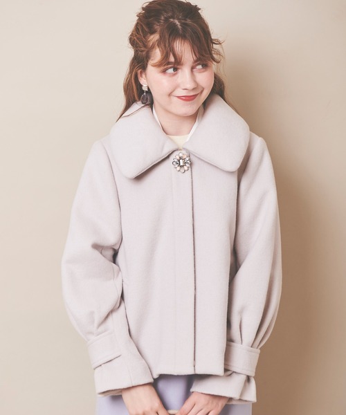 31 Sons de mode（トランテアン　ソン　ドゥ　モード）の「ビジュー付きボリューム襟ショートコート（その他アウター・レディース・ブラック/グレー系その他・38/36）」の16枚目の写真