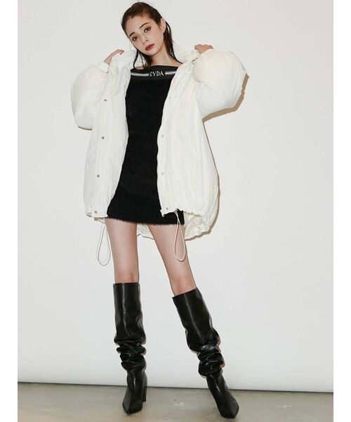 GYDA（ジェイダ）の「ロングパフィブルゾン（ブルゾン・レディース・ブラック/オフホワイト・FREE）」の5枚目の写真