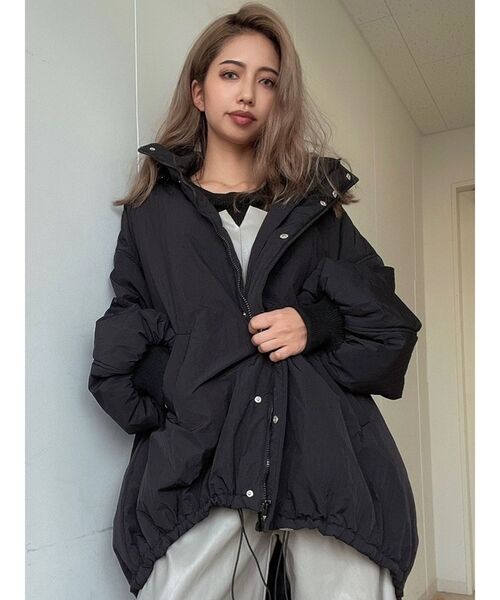 GYDA（ジェイダ）の「ロングパフィブルゾン（ブルゾン・レディース・ブラック/オフホワイト・FREE）」の9枚目の写真