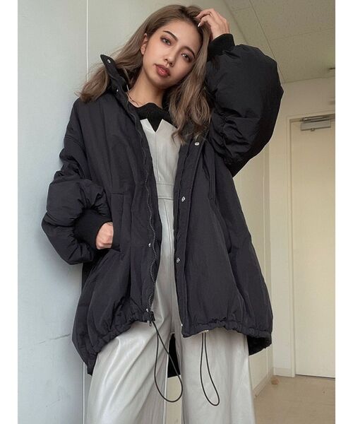 GYDA（ジェイダ）の「ロングパフィブルゾン（ブルゾン・レディース・ブラック/オフホワイト・FREE）」の11枚目の写真