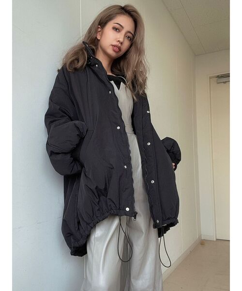 GYDA（ジェイダ）の「ロングパフィブルゾン（ブルゾン・レディース・ブラック/オフホワイト・FREE）」の16枚目の写真