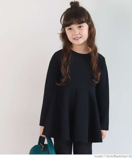 coca（coca）（コカ）の「キッズ エンボス加工プリーツフレアトップス（Tシャツ/カットソー・キッズ・ブラック・100/110/120/130）」の8枚目の写真