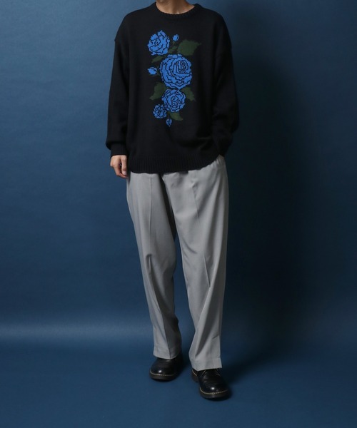ANPAS（アンパス）の「Rose Pattern Oversized Jacquard Knit Pullover/薔薇 オーバーサイズ ジャガード ニット プルオーバー（ニット/セーター・メンズ・オフホワイト/チャコールグレー/ブラック・M/L）」の5枚目の写真