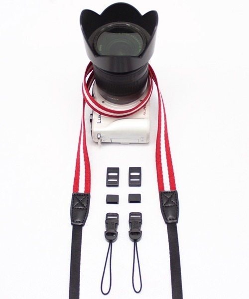 Fun & Daily(ファンアンドデイリー)の「F&D : トリプルカラーカメラストラップ(カメラ/カメラグッズ・メンズ・グリーン/レッド/ネイビー/トリコロール/ブラウン・FREE)」の12枚目の写真