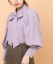ボリューム袖ボータイブラウス