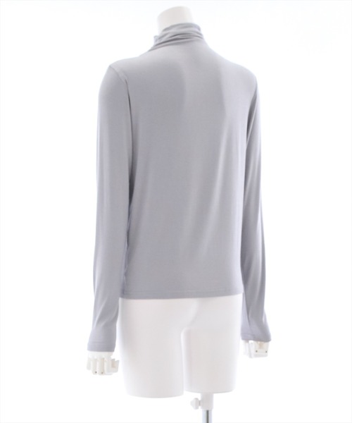 clear（クリア）の「ギャザーネックベーシックカットソートップス（Tシャツ/カットソー・レディース・グレー/オフホワイト/ブラック/ブルー・F）」の5枚目の写真