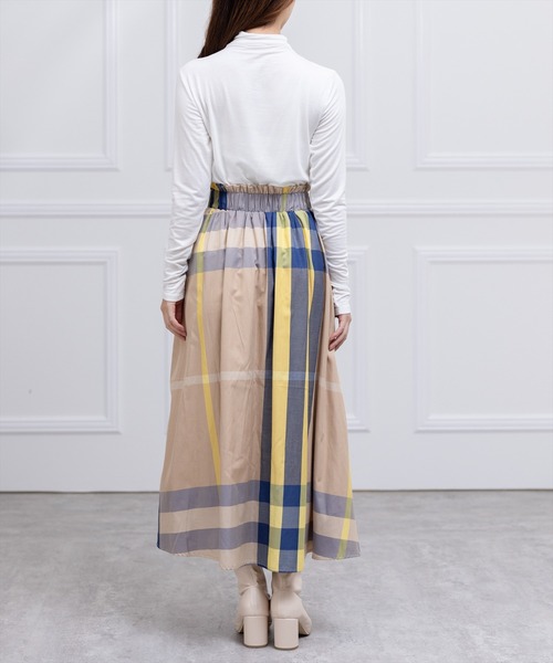 clear（クリア）の「ギャザーネックベーシックカットソートップス（Tシャツ/カットソー・レディース・グレー/オフホワイト/ブラック/ブルー・F）」の16枚目の写真