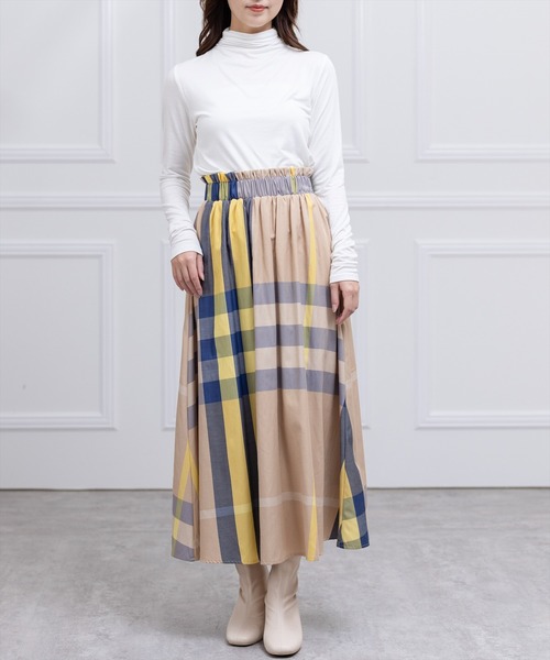 clear（クリア）の「ギャザーネックベーシックカットソートップス（Tシャツ/カットソー・レディース・グレー/オフホワイト/ブラック/ブルー・F）」の12枚目の写真