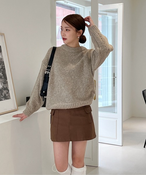 by muni:r（バイ ムニール）の「オーバーフィットラウンドカラーニット（ニット/セーター・レディース・グレー/ピンク/ブラウン/ベージュ/ダークブルー/チャコール・FREE）」の11枚目の写真