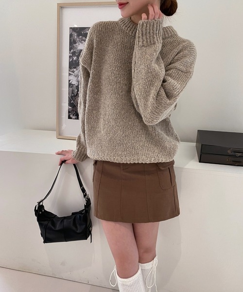 by muni:r（バイ ムニール）の「オーバーフィットラウンドカラーニット（ニット/セーター・レディース・グレー/ピンク/ブラウン/ベージュ/ダークブルー/チャコール・FREE）」の15枚目の写真