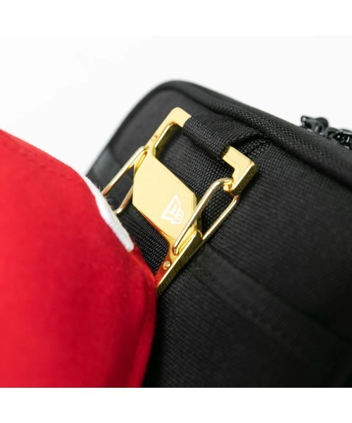 NEW ERA（ニューエラ）の「NEW ERA/ニューエラ ショルダーバック スクエア ショルダーポーチ ボックスロゴ 1.5L 13552459（ショルダーバッグ・メンズ・ブラック/ウィート・FREE）」の12枚目の写真
