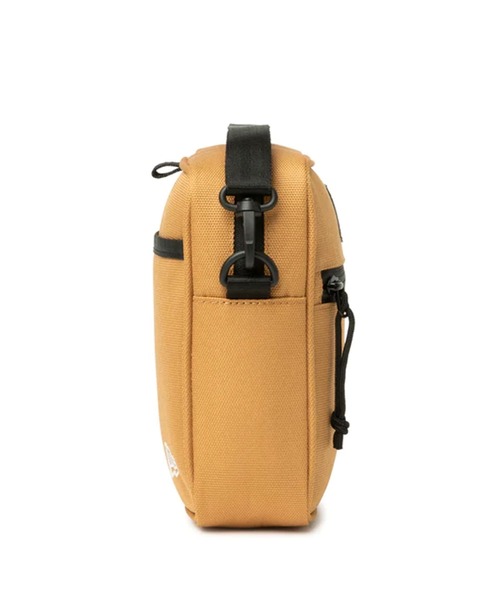 NEW ERA（ニューエラ）の「NEW ERA/ニューエラ ショルダーバック スクエア ショルダーポーチ ボックスロゴ 1.5L 13552459（ショルダーバッグ・メンズ・ブラック/ウィート・FREE）」の21枚目の写真