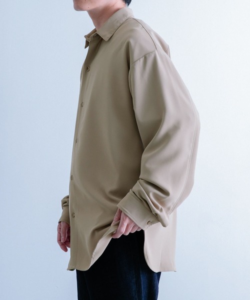 ITEMS URBANRESEARCH(アイテムズ アーバンリサーチ)の「サテンタッチ ロングスリーブシャツ(シャツ/ブラウス・メンズ・ブラック/ブラウン/ブルー・LARGE/MEDIUM)」の6枚目の写真