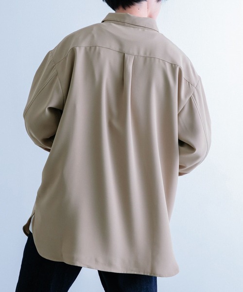ITEMS URBANRESEARCH(アイテムズ アーバンリサーチ)の「サテンタッチ ロングスリーブシャツ(シャツ/ブラウス・メンズ・ブラック/ブラウン/ブルー・LARGE/MEDIUM)」の7枚目の写真