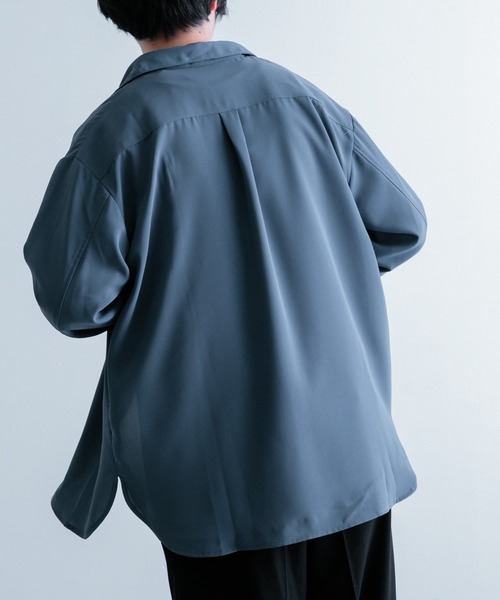 ITEMS URBANRESEARCH(アイテムズ アーバンリサーチ)の「サテンタッチ ロングスリーブシャツ(シャツ/ブラウス・メンズ・ブラック/ブラウン/ブルー・LARGE/MEDIUM)」の16枚目の写真