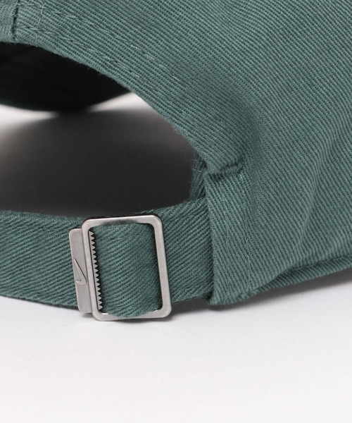 NIKE(ナイキ)の「NIKE フーチュラ ウォッシュド キャップ(キャップ・メンズ・ホワイト/ブラック/ネイビー/グリーン・ONE)」の9枚目の写真