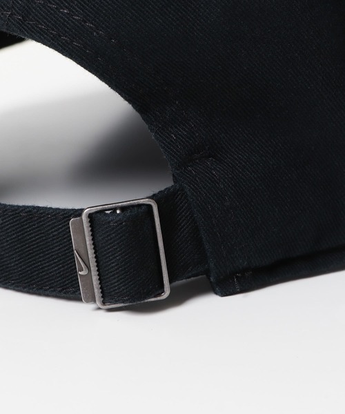 NIKE(ナイキ)の「NIKE フーチュラ ウォッシュド キャップ(キャップ・メンズ・ホワイト/ブラック/ネイビー/グリーン・ONE)」の11枚目の写真