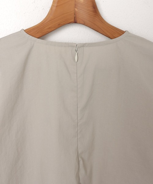 ボリューム袖ブラウス