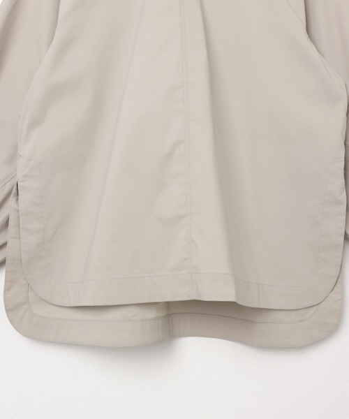 ボリューム袖ブラウス