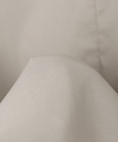 ボリューム袖ブラウス