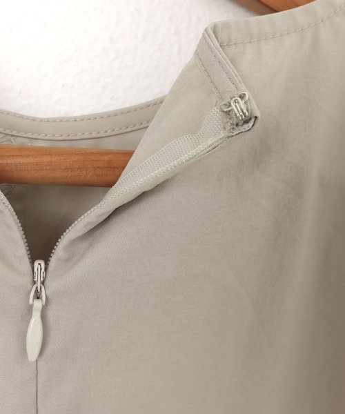 ボリューム袖ブラウス