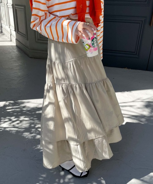 archives(アルシーヴ)の「【Limited item】ASYMMETRY TIERED SKIRT(スカート・レディース・オフホワイト/ブラック/グレイッシュベージュ/ブルー/オレンジ・MEDIUM)」の17枚目の写真