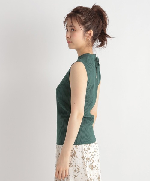 Andemiu(アンデミュウ)の「リブバックボタンプチハイ904568(ニット/セーター・レディース・グリーン/パープル/ブラック/アイボリー・FREE)」の13枚目の写真