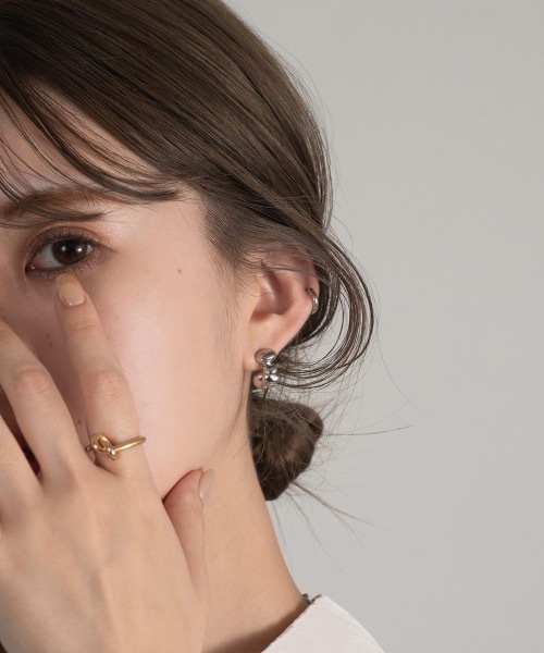 Amiur(エミレ)の「grain pop pierce(ピアス(両耳用)・レディース・シルバー/ゴールド・FREE)」の5枚目の写真