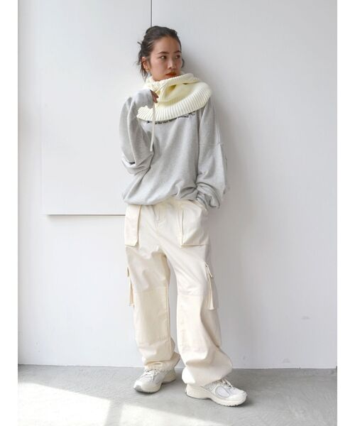 Ungrid（アングリッド）の「ミリタリーボリュームパンツ（カーゴパンツ・レディース・ブラック/カーキ/アイボリー・FREE）」の6枚目の写真