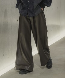 CASPER JOHN | Synthetic leather wide buggy pants/シンセティックレザーワイドバギーパンツ(その他パンツ)