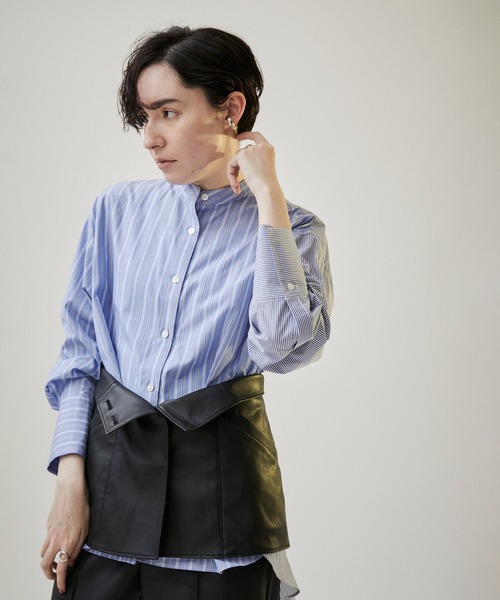 SALON adam et rope'（サロン アダム エ ロペ）の「フェイクレザービスチェ【セットアップ対応】（チューブトップ・レディース・ブラック/オフホワイト・FREE）」の3枚目の写真