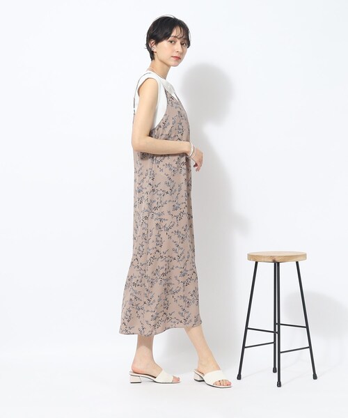 SHOO・LA・RUE（シューラルー）の「◆【大人ヘルシー】フレンチスリーブトップス（Tシャツ/カットソー・レディース・ブラック/ホワイト系・02/03/04）」の11枚目の写真