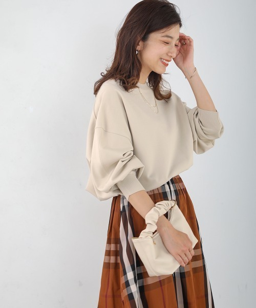 Bou Jeloud(ブージュルード)の「きれいスウェットニットプルオーバー(Tシャツ/カットソー・レディース・ピンク/ホワイト系その他/ブルー・FREE)」の6枚目の写真