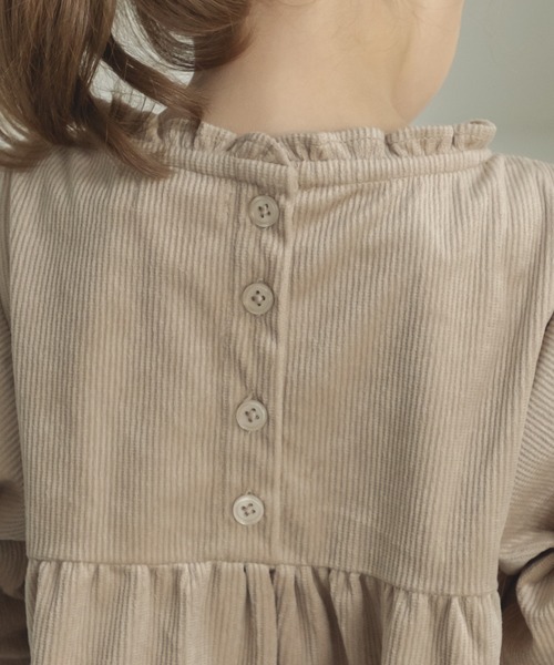 pairmanon(ペアマノン)の「スクエア刺繍 コーデュロイブラウス(シャツ/ブラウス・キッズ・ブルー系その他3/ラベンダー/ライトベージュ・150/110/100/90/140/120/80/130)」の4枚目の写真