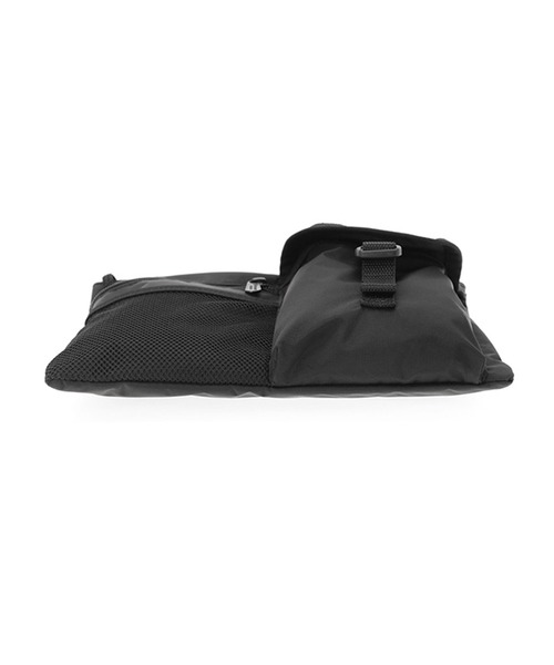 Manhattan Portage(マンハッタンポーテージ)の「Zipper Pouch 2 EXPLOR(クラッチバッグ・メンズ・ブラック・FREE)」の5枚目の写真